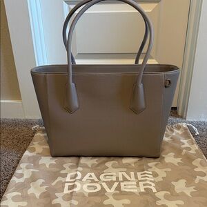 Dagne Dover Legend Tote ✨NEW✨